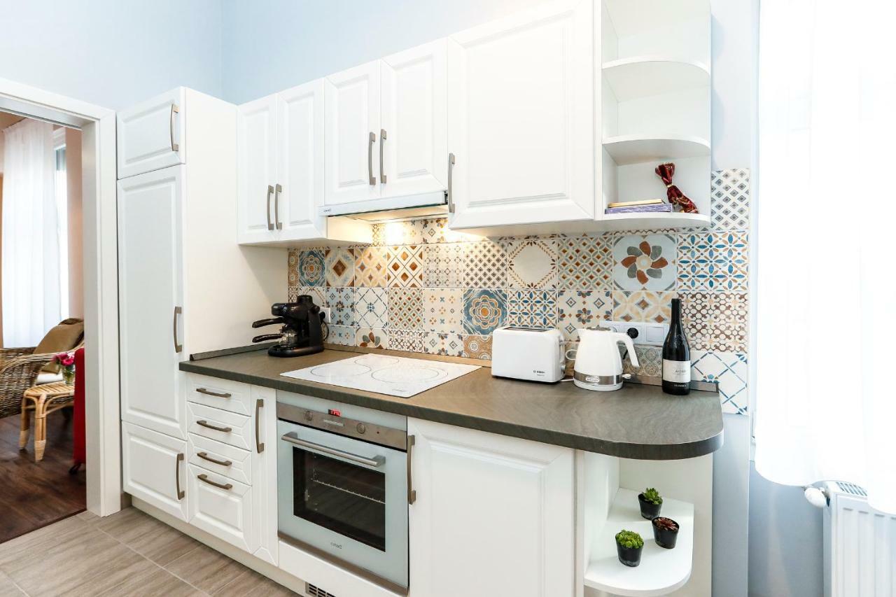 D8 Design Apartment & Studio เอ็กเกอร์ ภายนอก รูปภาพ