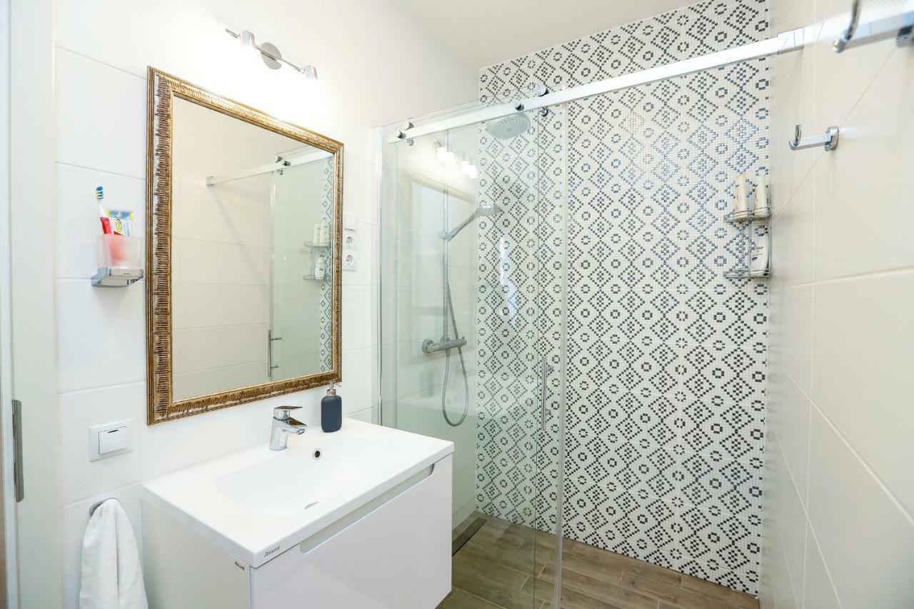 D8 Design Apartment & Studio เอ็กเกอร์ ภายนอก รูปภาพ
