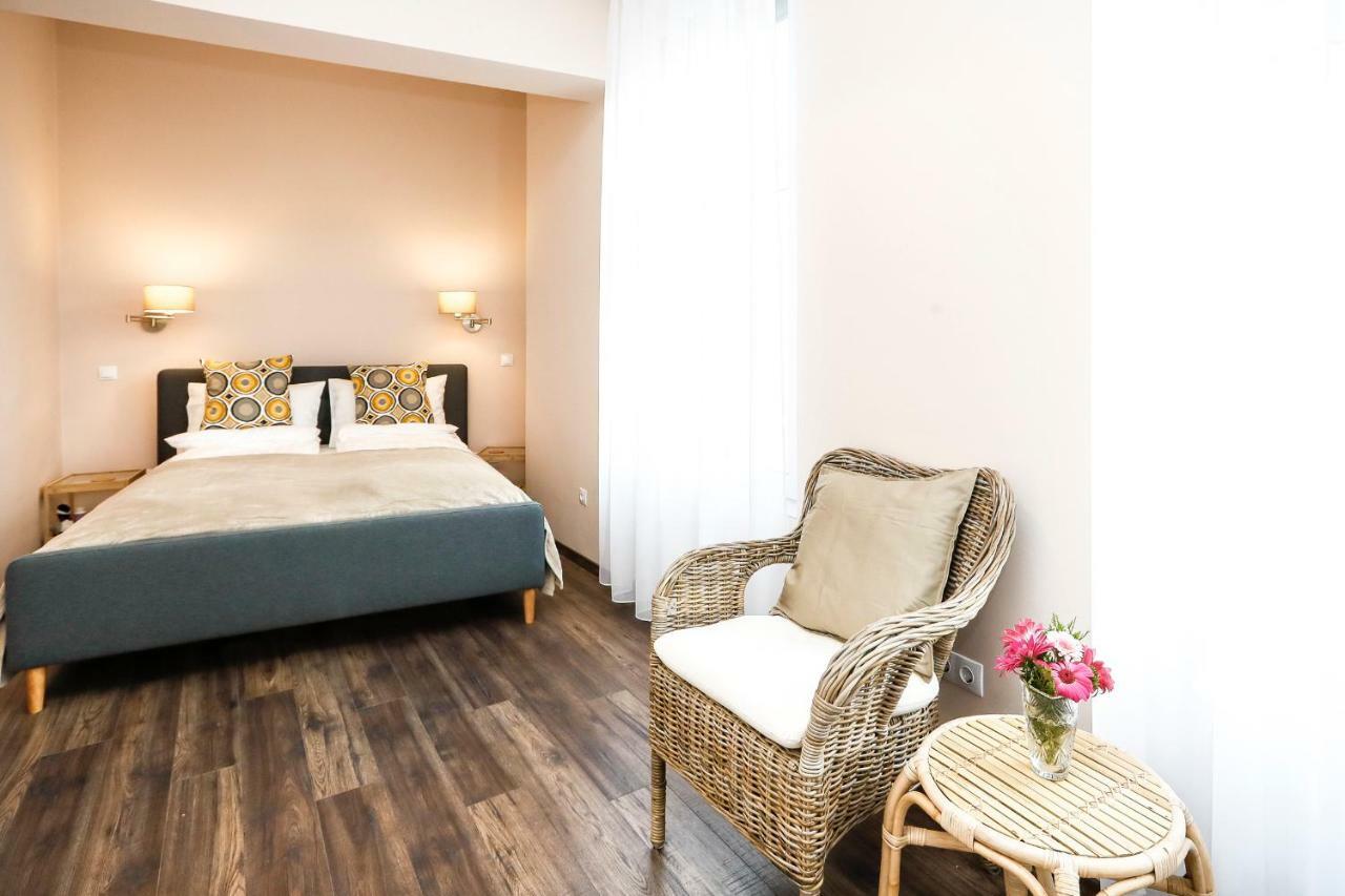 D8 Design Apartment & Studio เอ็กเกอร์ ภายนอก รูปภาพ
