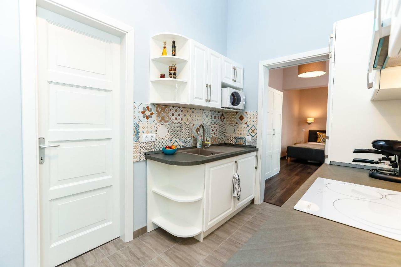 D8 Design Apartment & Studio เอ็กเกอร์ ภายนอก รูปภาพ